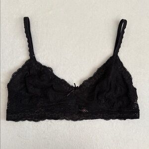 Cosabella | Scalloped Floral Lace Wireless Bra Made in Italy Black (M)